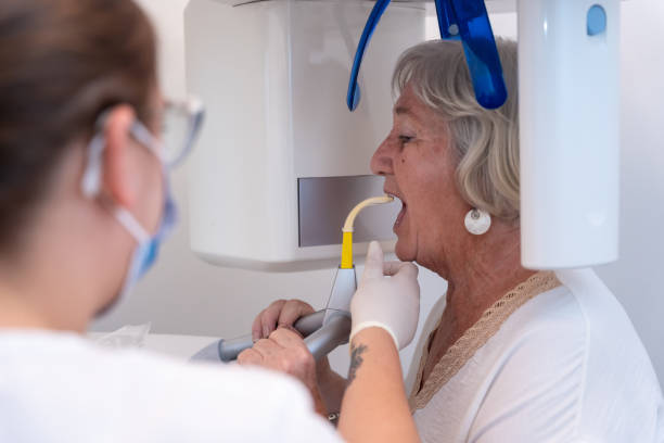 Best Emergency Tooth Extraction in Oakton, VA